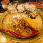 麺場　田所商店 - ★★★★信州味噌 チャーシュー麺 1150円 分厚いチャーシュー三枚と甘い信州麦味噌がとっても美味しい