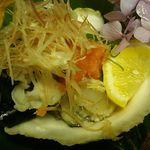 島津寿し - おまかせ 10,000円 ⑧毛ガニ ボイル、⑨酢の物 生牡蠣かき、⑩鱧ハモ湯引き 2018年06月