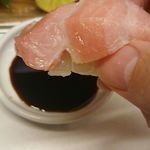 島津寿し - おまかせ 10,000円 ⑪にぎり (鮪マグロ 大トロ、アオリイカうに載せ、とり貝、穴子) 2018年06月