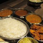 ミナミ キッチン - ミールス（ノンベジ）