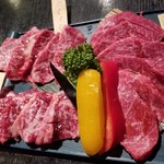 焼肉市場 - 