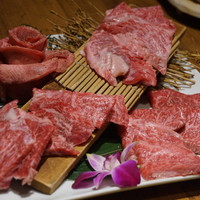 大衆肉酒場 こだわり米 匠 - 特選希少部位４種：タン・カイノミ・インサイド・カメノコ