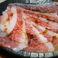 大衆肉酒場 こだわり米 匠 - はじける黄金すき焼きカルビ