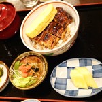 新城 - ■ぎん丼 1820円