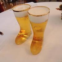 アルテリーベ - レーベンブロイ（ブーツグラス）。【注意】つま先を下にして飲むこと！