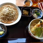 Kouan ABE - ミニ天丼と半せいろ蕎麦