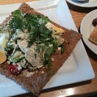 TOOTH TOOTH GARDEN RESTAURANT - 