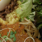 SPICY CURRY 魯珈 - 副菜