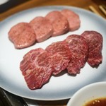 焼肉 ジャンボ - 