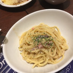 SEAFOOD STAND PACIOREK HANATARE 横浜東口店 - 