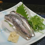 千石寿司 - イワシの刺身