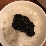 羊や カブトⅡ - ご飯を頼んでみた。  岩海苔がサービスで来た。