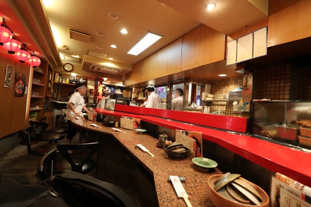 Sushi Dokoro Ginza Sushi Aiaihashi Ten photo 4