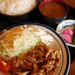 うえ乃家 - しょうが焼き定食