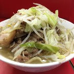 ラーメン二郎 三田本店 - ぶたラーメン 700円 (＋ニンニク)