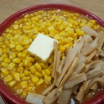 みそ吟 - 味噌バターコーンラーメン＋メンマです。