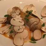 カーサ・デル・チーボ - シャモロック、国産車海老のサルシッチャ と 温度卵 マレンゴ風