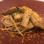 カーサ・デル・チーボ - あわびと白アワビ茸のスパゲッティ