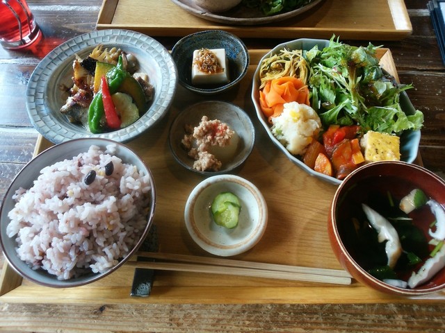 移転 めしカフェ マニマニ ｍａｎｉ ｍａｎｉ 商工会議所前 カフェ 食べログ