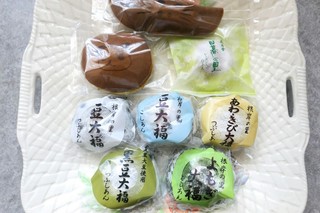 東京都にある豆大福の名店！東京三大豆大福ほか地域別30選 [食べ