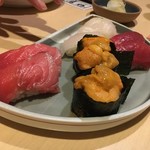 中洲鷹勝 - 大トロ　中トロ　雲丹