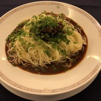 赤坂 四川飯店 - that's 汁無し黒酢入り担担麺！1,300円＋大盛165円