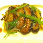 レストラン リューズ - 徳島産肉厚椎茸のタルト仕立て