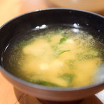 天吉屋 - 【天吉丼@1,200円＋税】味噌汁