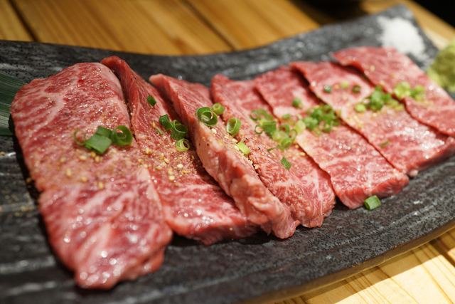 一輪咲いても花は花 イチリンサイテモハナハハナ 湯島 焼肉 食べログ