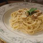 生パスタ専門店 レヴァーロ - 濃厚雲丹クリーム