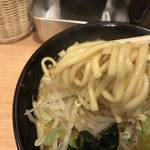 釜利家 - 麺は太麺