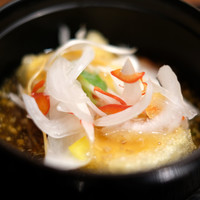 土佐料理 祢保希 赤坂店 - 週替り定食A 1280円 の揚げ出し豆腐