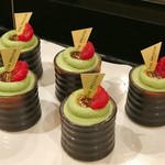 ザ・テラス - 抹茶とラズベリーのフール