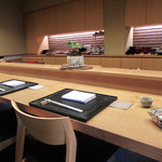 白 - (2018.5月下旬)カウンター