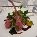 ビストロ ダイア - 北海道石田めん羊牧場　子羊のロースト　行者ニンニクソース