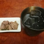 寅火 - お通し（レバーの煮込み）