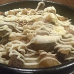 焼肉工房 桜 - 特製からしマヨカルビ丼
