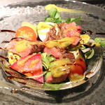 ISHIDA - 牛タンのグリルサラダ 彩り野菜とパッションフルーツのソース