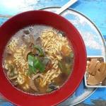 景信山頂上　景信茶屋　青木