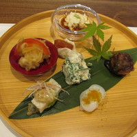 但 - ＜前菜盛り合わせ＞