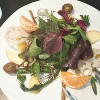 ラ・ボンヌターブル - 