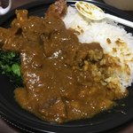 26号くるりんカレー - 牛スジカレーほうれん草トッピング