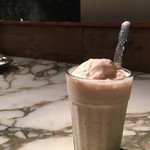 サンバレーホテル - ジガルタンダ