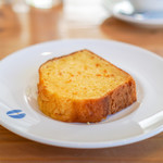 仲小路コーヒー&ワイン - オレンジパウンドケーキ
