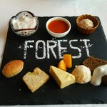 薪焼と鉄板焼き フォレスト - 