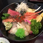川島 - 海鮮丼