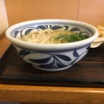 ふる里うどん  - もう内容はサービス店とかわんないよね
      この丼とか凄くステキ