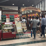 カフェテラス　ロイヤル - ラーメン屋と同居