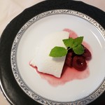 トラットリア イル フィオレット - 上から