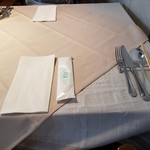 トラットリア イル フィオレット - セッティング　箸もあるよ